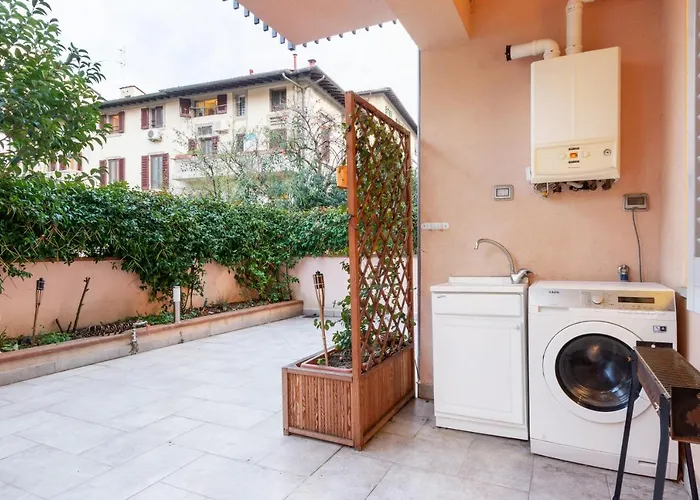Guesthost - Colorful Boccaccio Appartamento Firenze